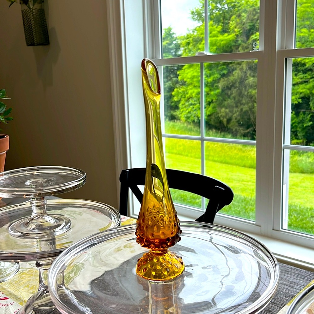 Vintage Fenton bud vase